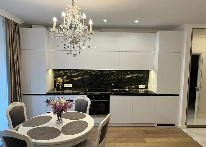 Birute Avenue 2 Bedrooms *